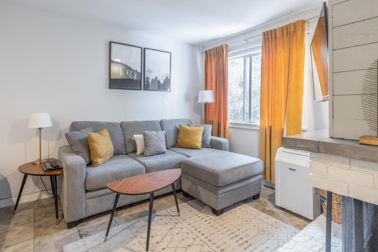 Updated Whistler Creek Studio With Parking Zewnętrze zdjęcie